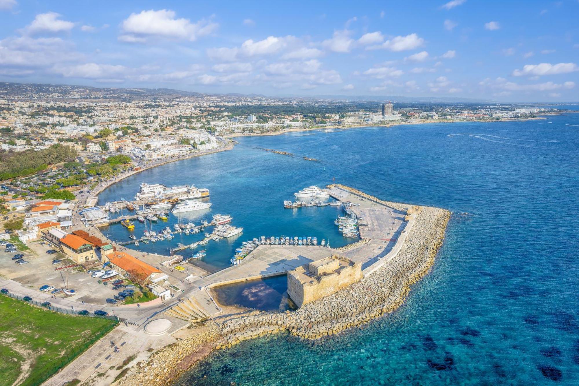 Golden Palms Paradise Garden Paphos Exterior photo